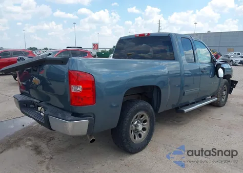 2010 Chevrolet Silverado 1500 Ls из США, поврежденный, VIN 1GCSCREA2AZ285108